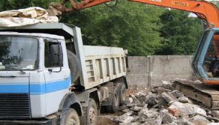 Вывоз строительного мусора с участка в Одинцово недорого от 1533 руб. | ИП Садыков В. Р.